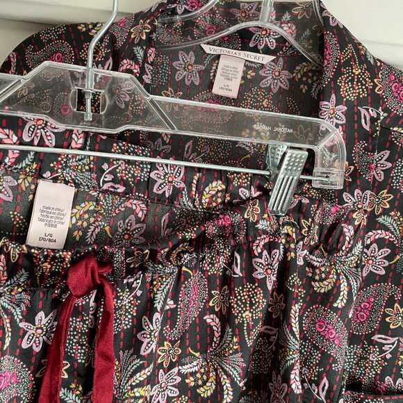Victoria's Secret Satin Floral Paisley Short Sleeve Pajama Sleep SET Size L - Picture 11 of 16